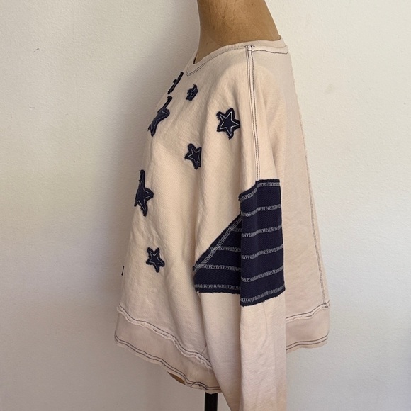 Pilcro sz M Cream Textured cotton Top appliqué star details in navy arm bands - Picture 3 of 8